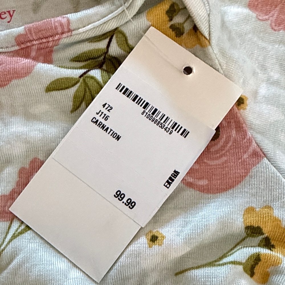 NWT Everly Grey Carnation Print Sleep Sack and Hat - Picture 4 of 5